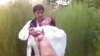 가져 그녀의 집에 편평한 아마추어 포르노 가슴으로 러시아 갈색 머리고 엿에 음부